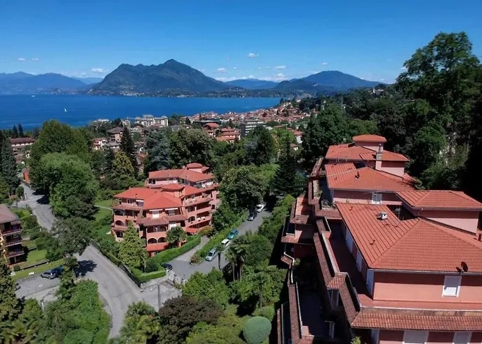 Casa Sandrina, Un Romantico Rifugio Vista アパート ストレーザ